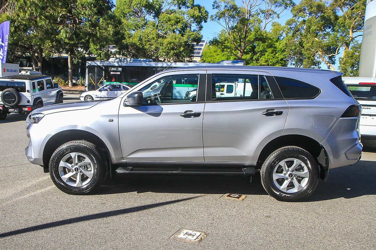 2025 Isuzu MU-X LS-M