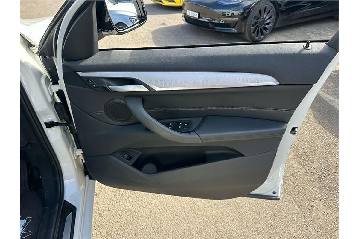 2018 BMW X1 sDrive18d F48