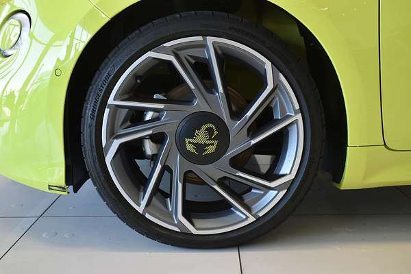 2023 Abarth 500e Turismo