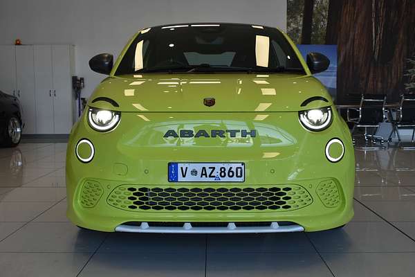 2023 Abarth 500e Turismo