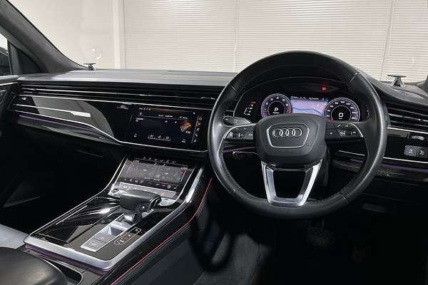 2018 Audi Q8 55 TFSI F1