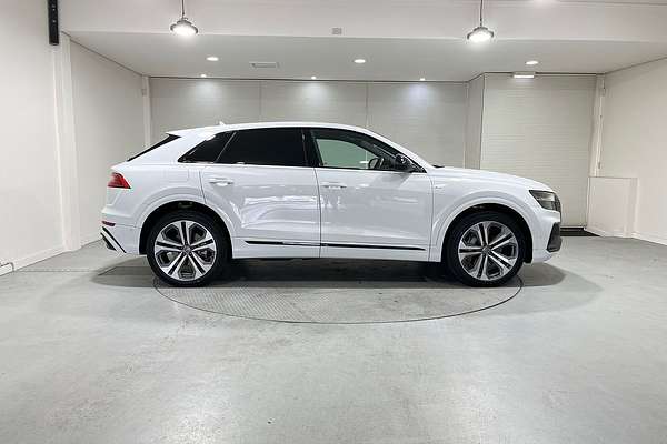 2018 Audi Q8 55 TFSI F1