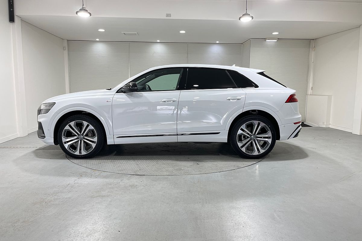 2018 Audi Q8 55 TFSI F1