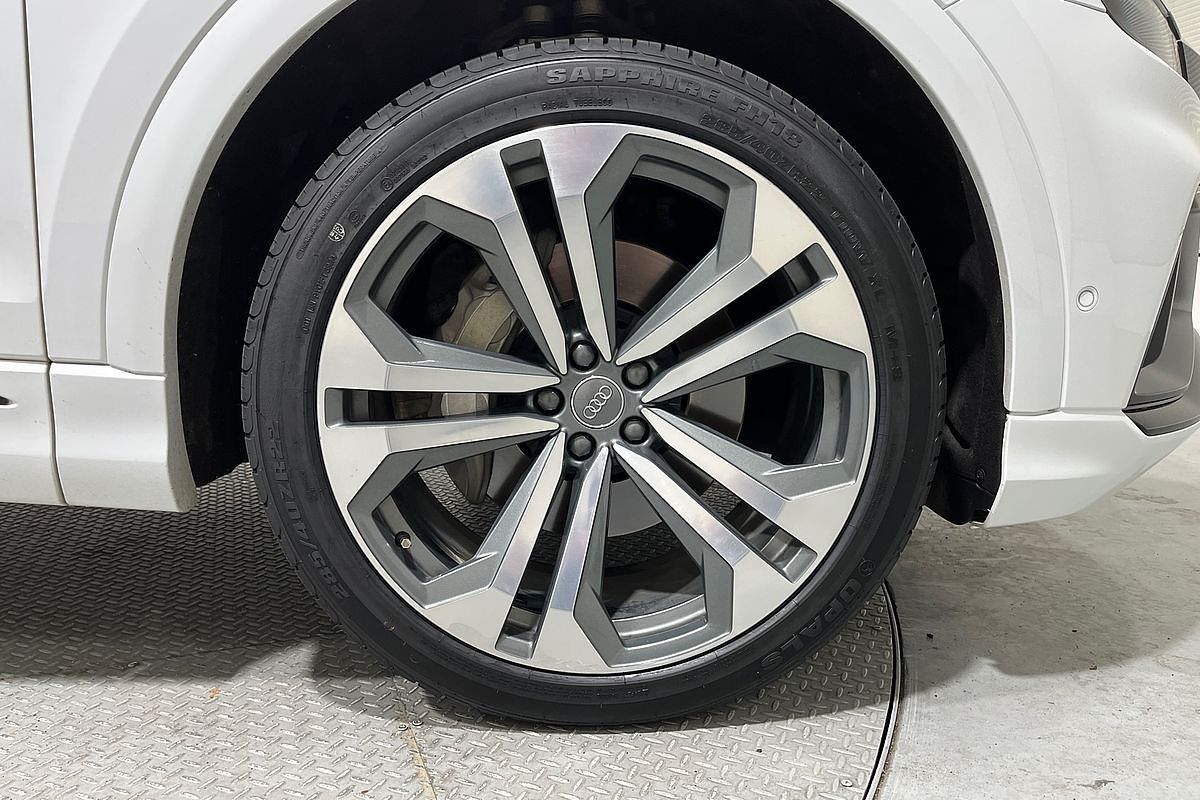 2018 Audi Q8 55 TFSI F1