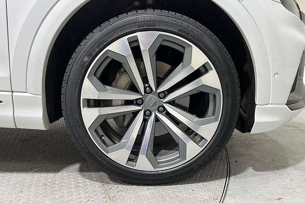 2018 Audi Q8 55 TFSI F1