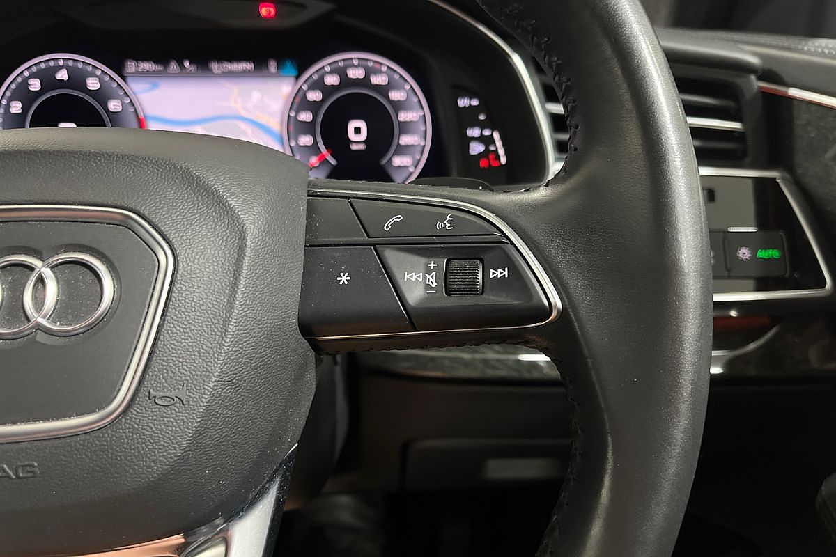 2018 Audi Q8 55 TFSI F1