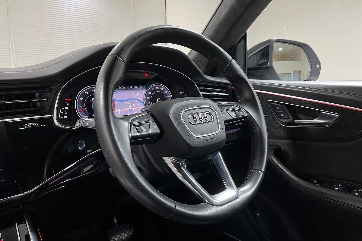 2018 Audi Q8 55 TFSI F1