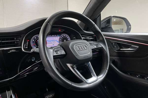 2018 Audi Q8 55 TFSI F1