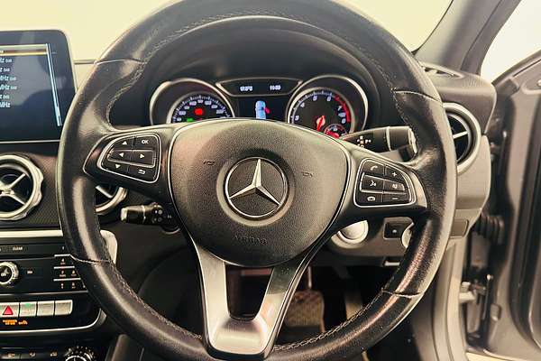 2019 Mercedes-Benz GLA-Class GLA180 X156