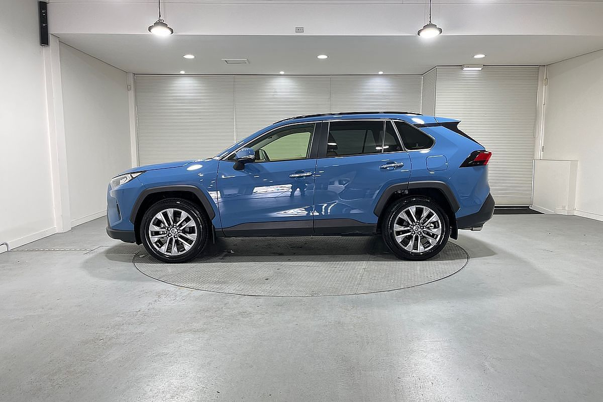 2024 Toyota RAV4 Cruiser MXAA52R
