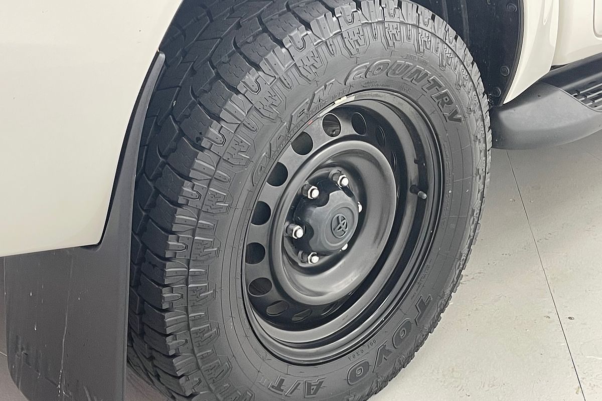 2021 Toyota Hilux SR GUN126R 4X4