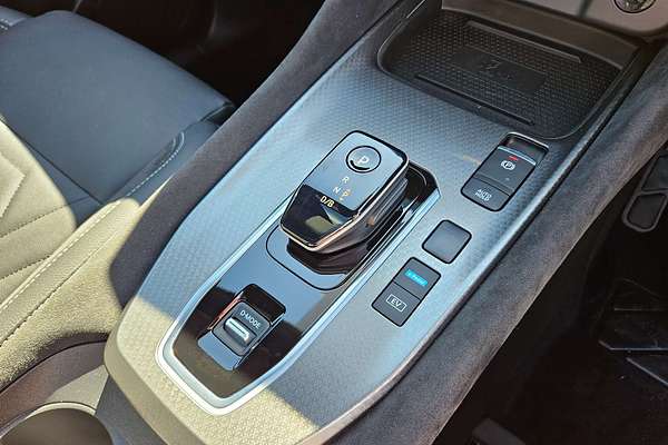 2025 Nissan QASHQAI N-DESIGN e-POWER J12