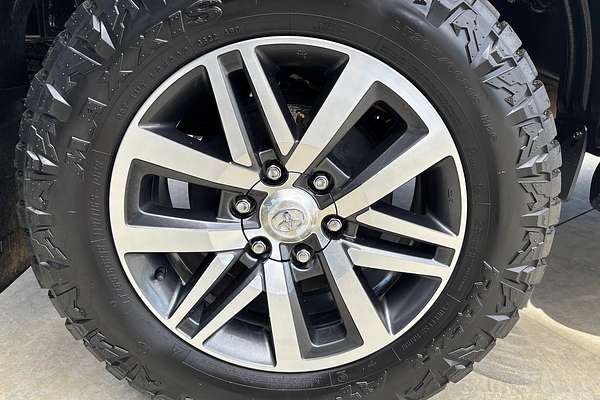 2017 Toyota Hilux SR5 GUN126R 4X4