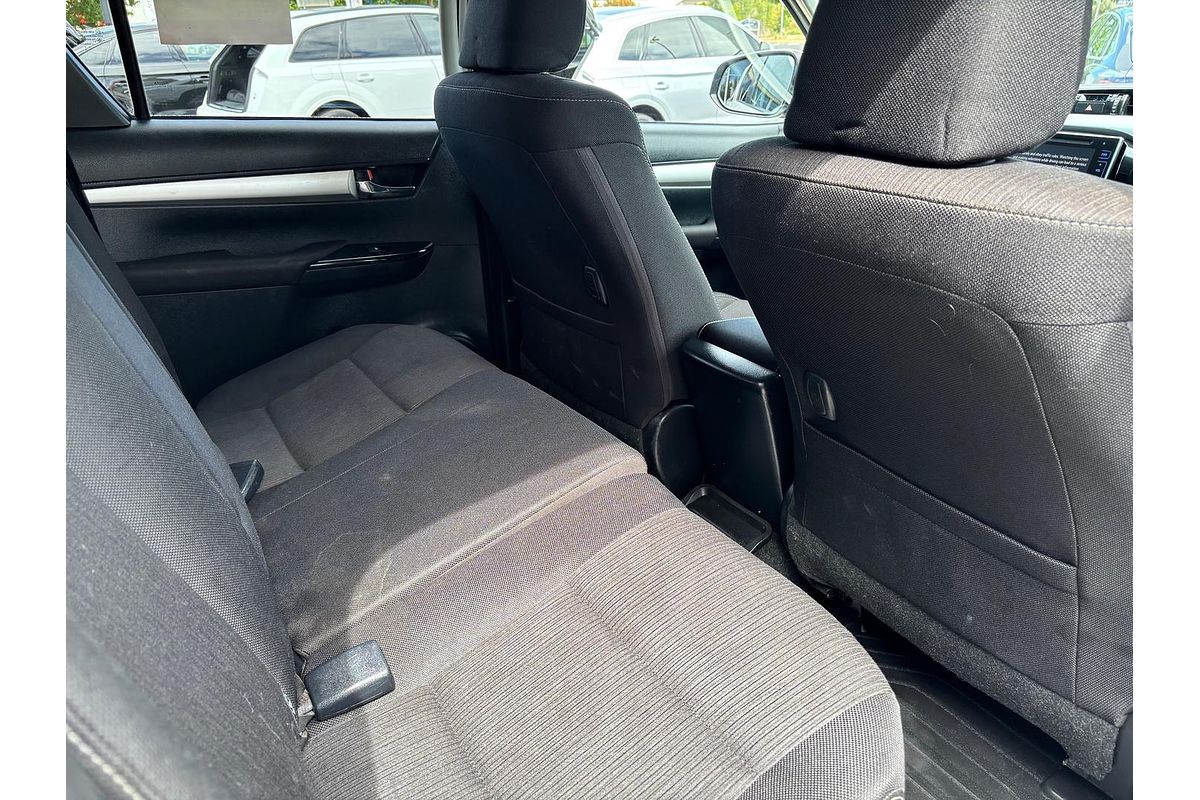 2017 Toyota Hilux SR5 GUN126R 4X4