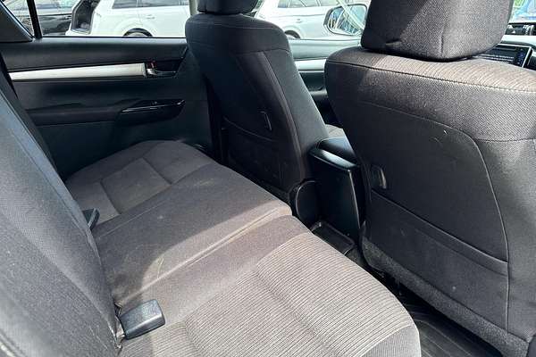 2017 Toyota Hilux SR5 GUN126R 4X4