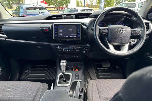 2017 Toyota Hilux SR5 GUN126R 4X4