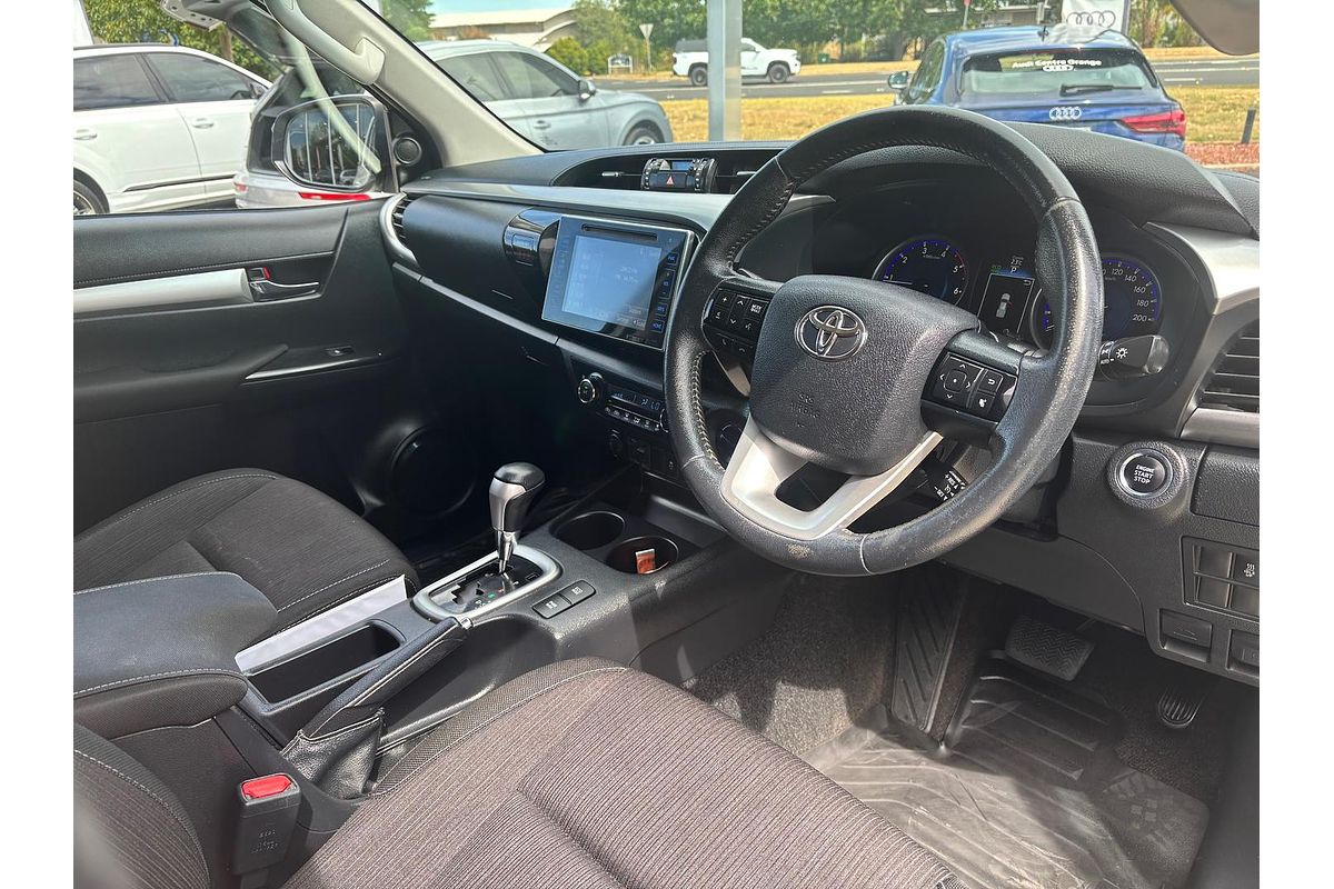 2017 Toyota Hilux SR5 GUN126R 4X4