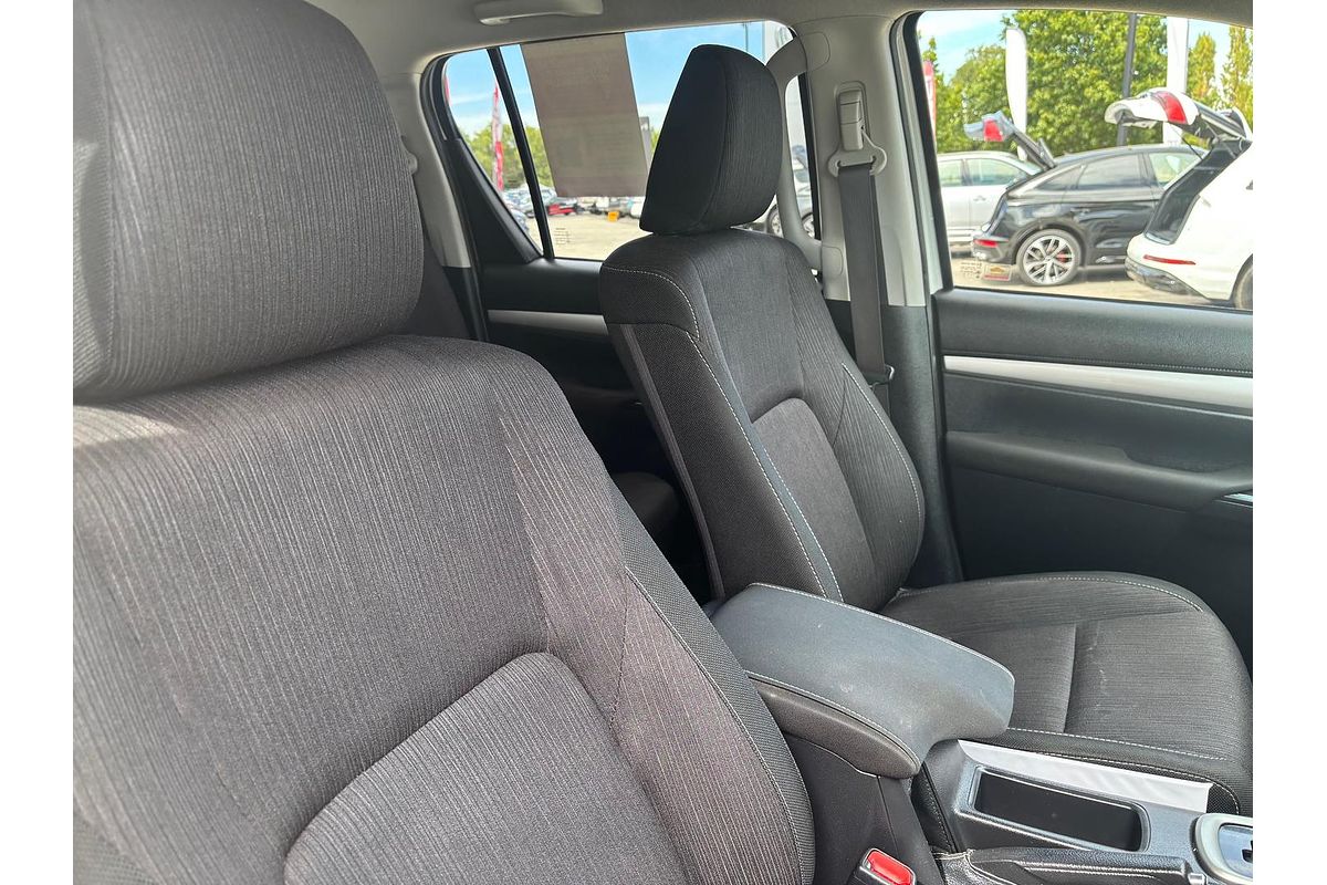 2017 Toyota Hilux SR5 GUN126R 4X4