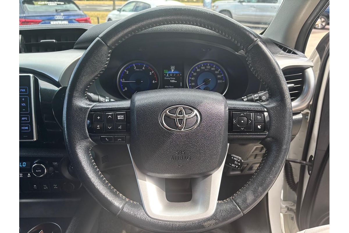 2017 Toyota Hilux SR5 GUN126R 4X4