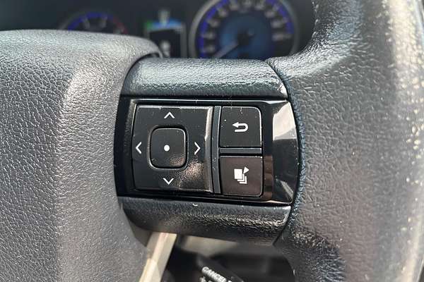 2017 Toyota Hilux SR5 GUN126R 4X4