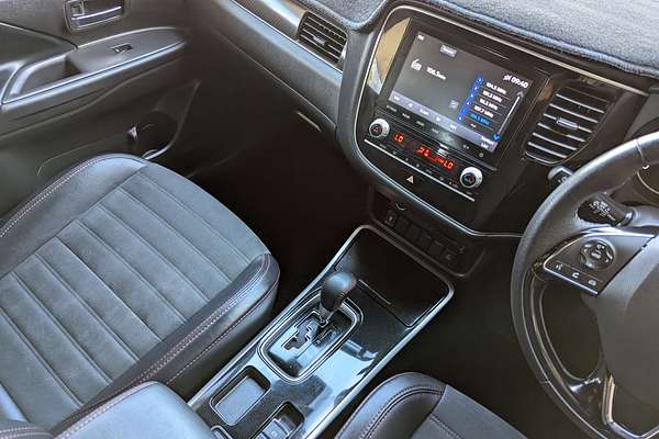 2019 Mitsubishi Outlander Black Edition ZL