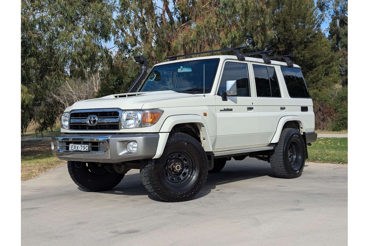 2021 Toyota Landcruiser GXL VDJ76R