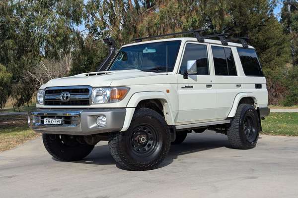 2021 Toyota Landcruiser GXL VDJ76R
