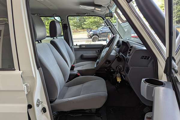 2021 Toyota Landcruiser GXL VDJ76R