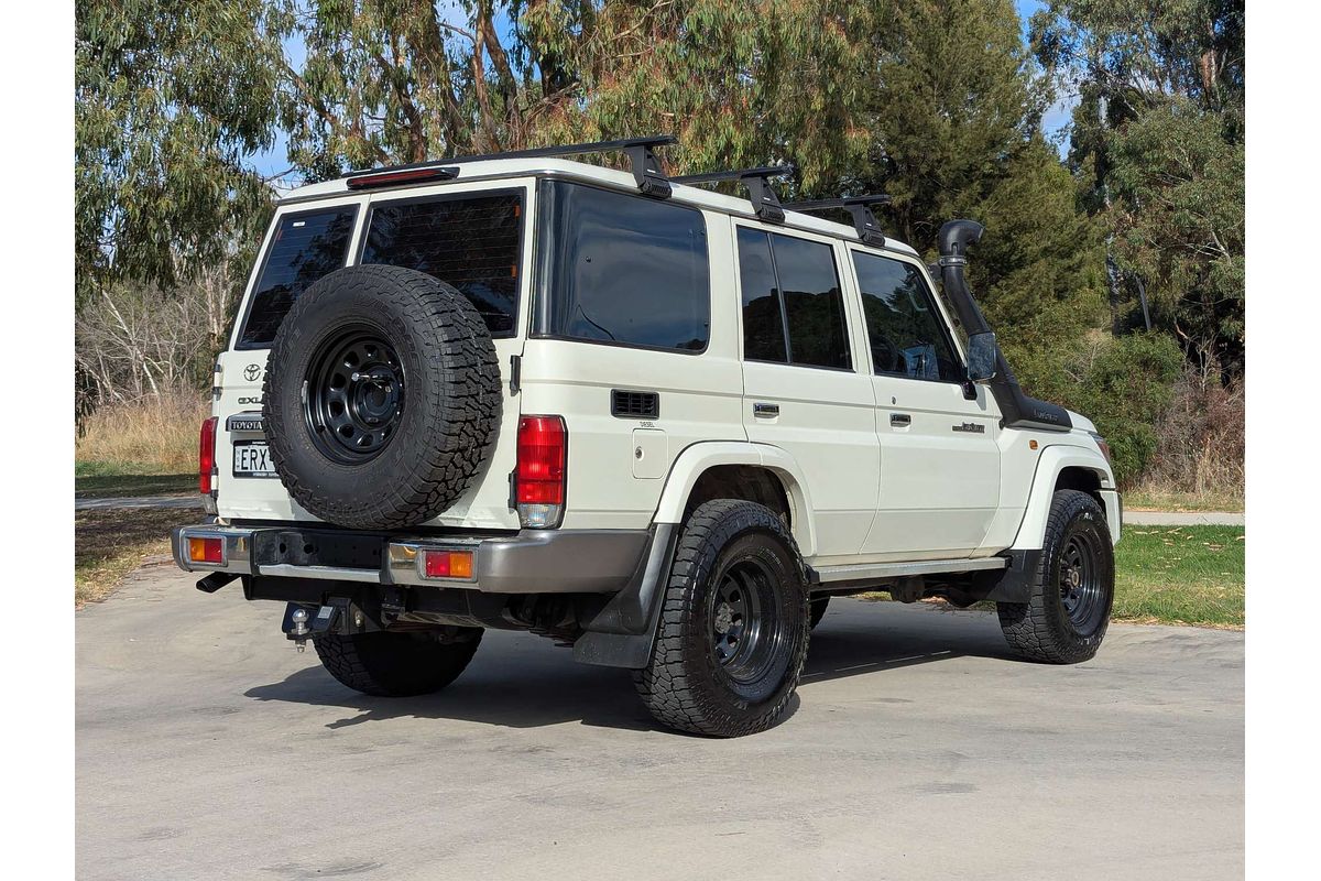 2021 Toyota Landcruiser GXL VDJ76R