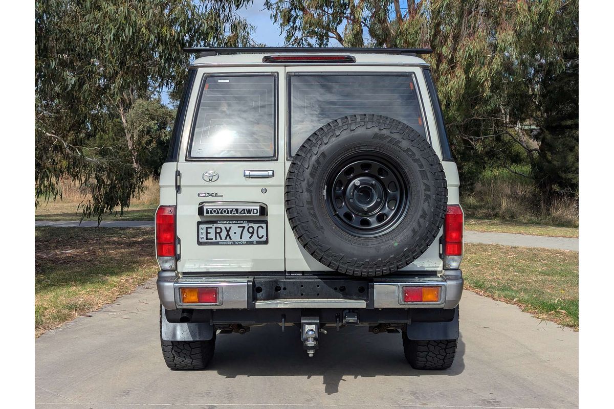 2021 Toyota Landcruiser GXL VDJ76R
