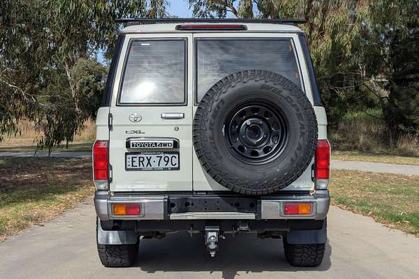 2021 Toyota Landcruiser GXL VDJ76R