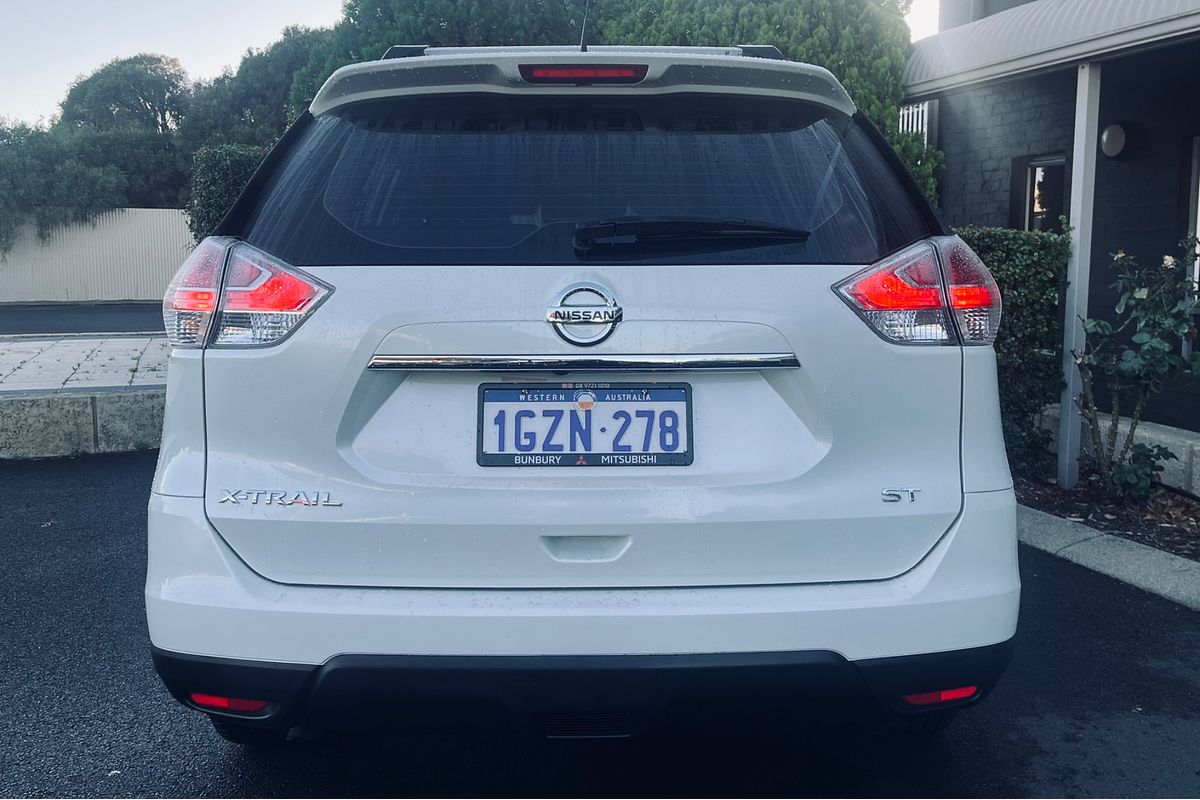 2015 Nissan X-TRAIL ST T32
