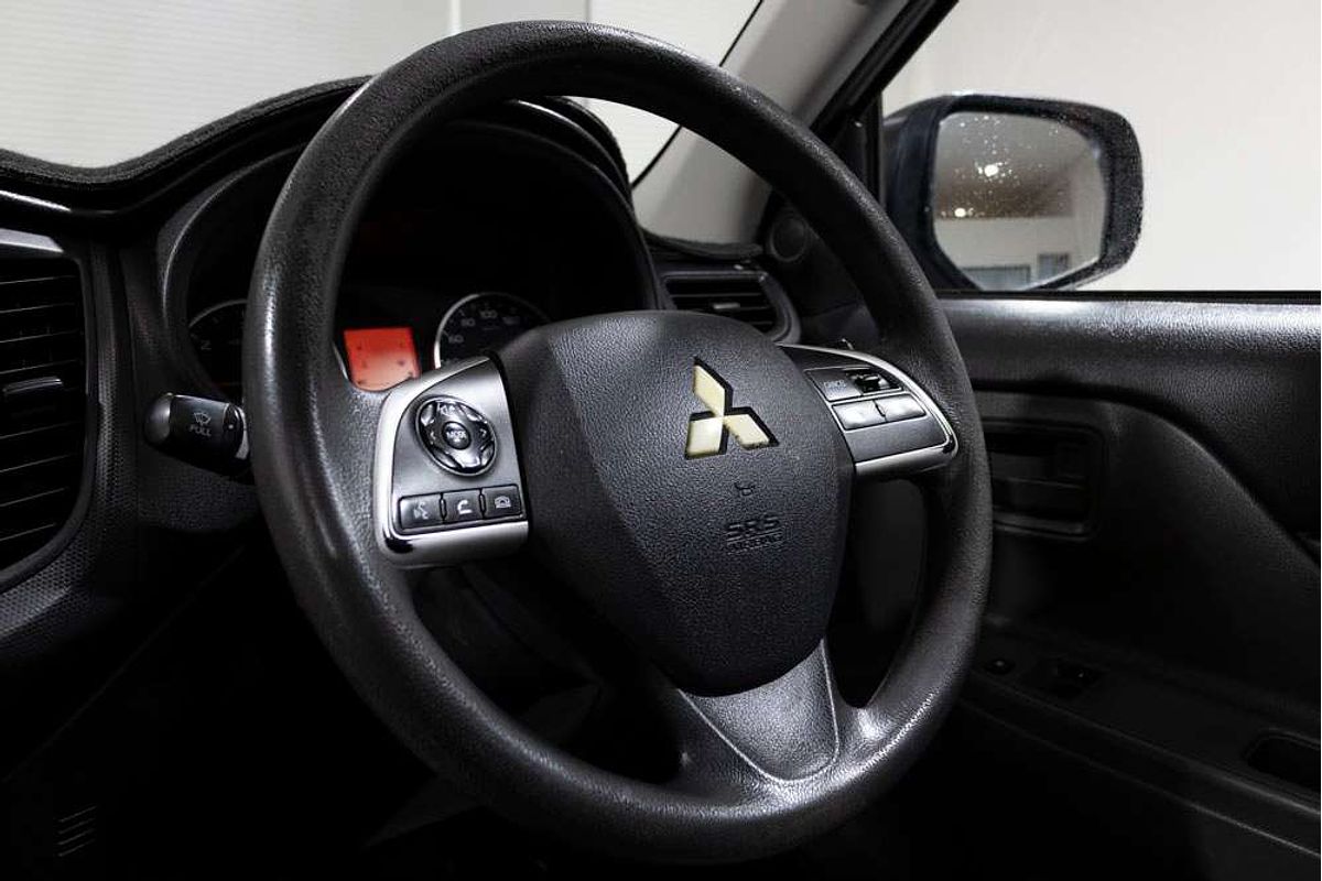 2015 Mitsubishi Triton GLX MQ