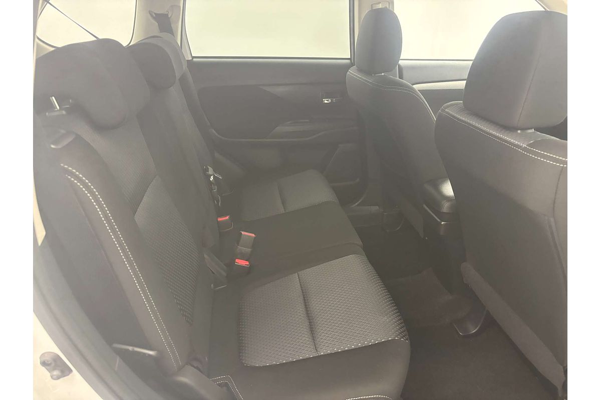 2017 Mitsubishi Outlander LS ZL