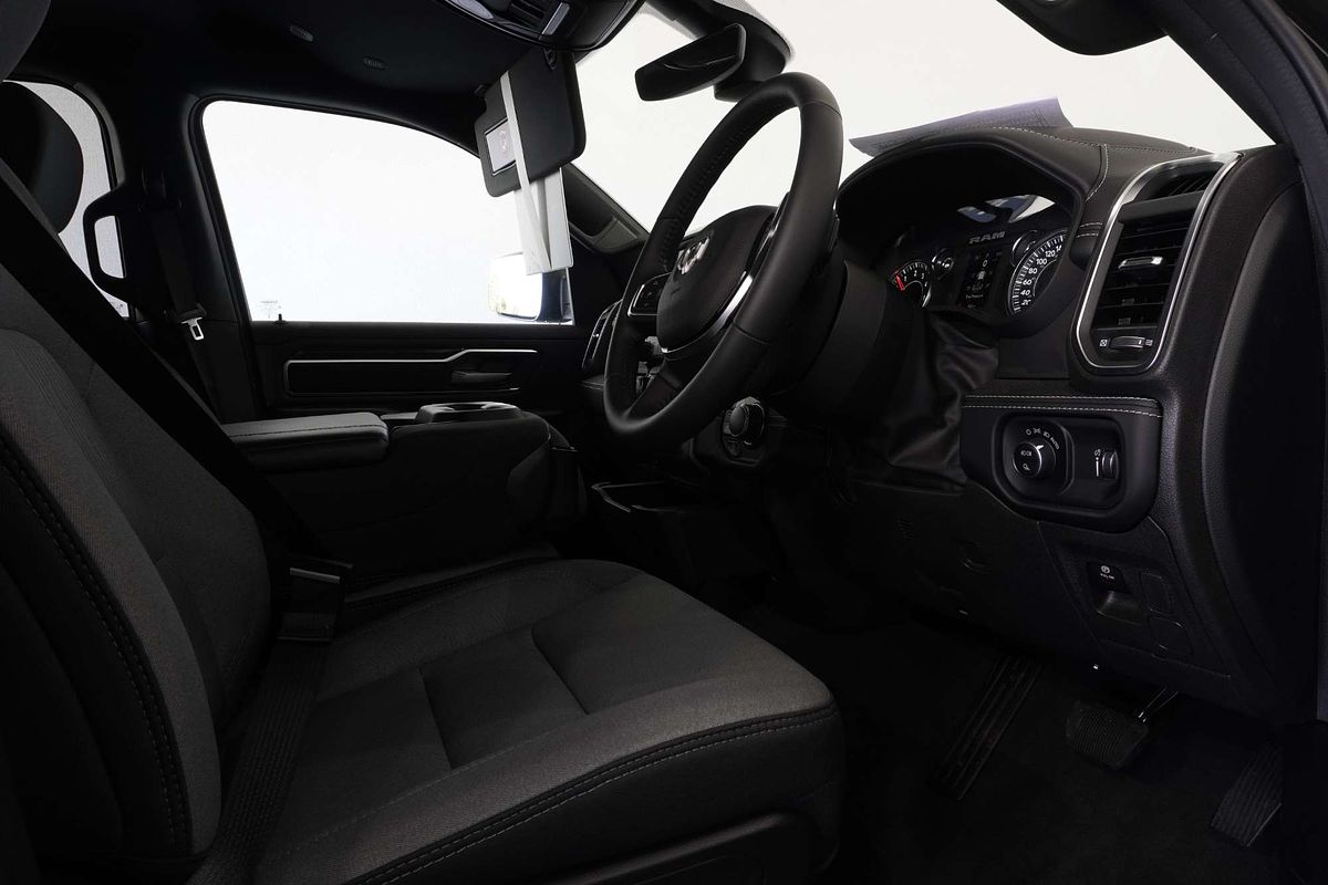 2023 RAM 1500 Big Horn DT 4X4 LWB