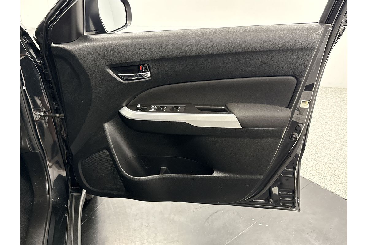 2018 Suzuki Vitara RT-S LY