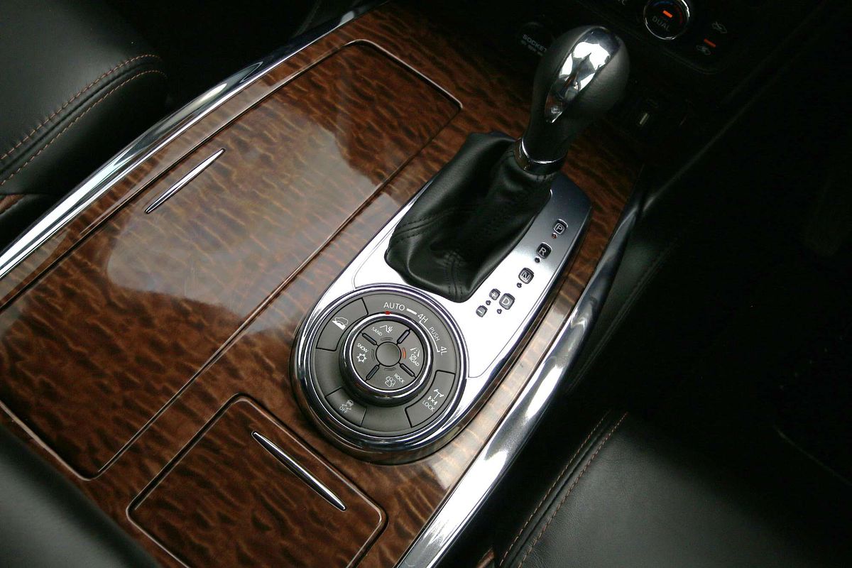 2024 Nissan Patrol Ti Y62