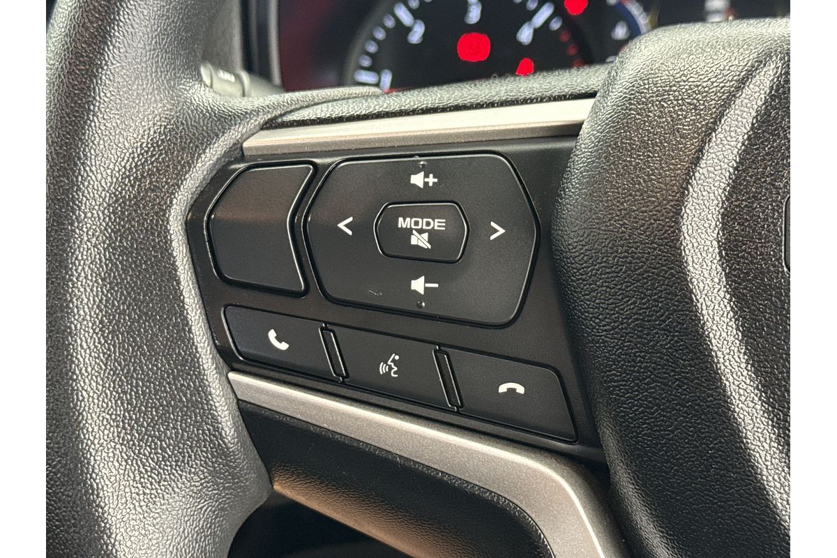 2022 Isuzu MU-X LS-M