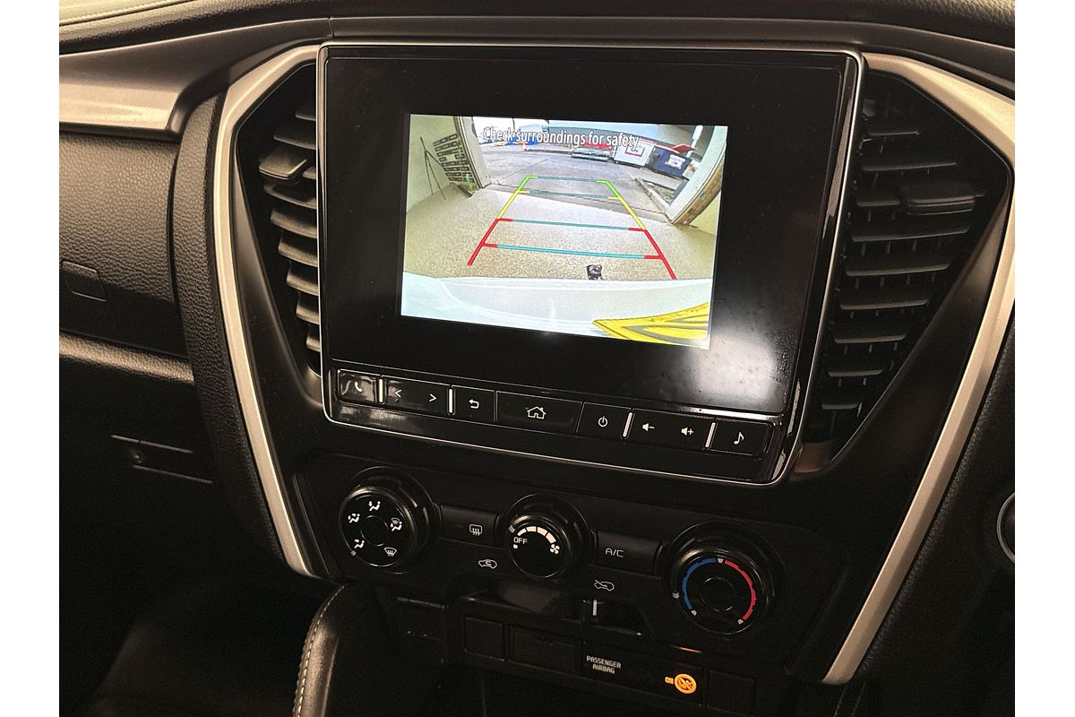 2022 Isuzu MU-X LS-M