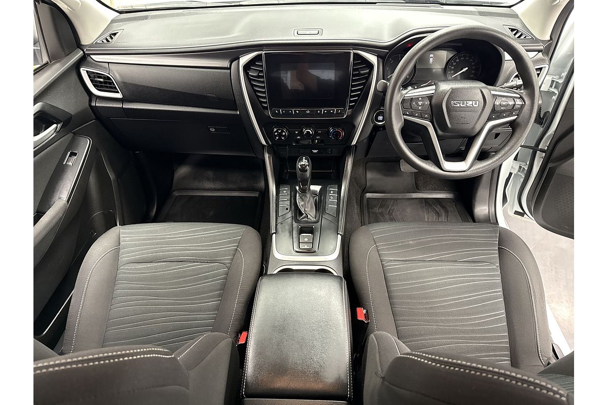 2022 Isuzu MU-X LS-M