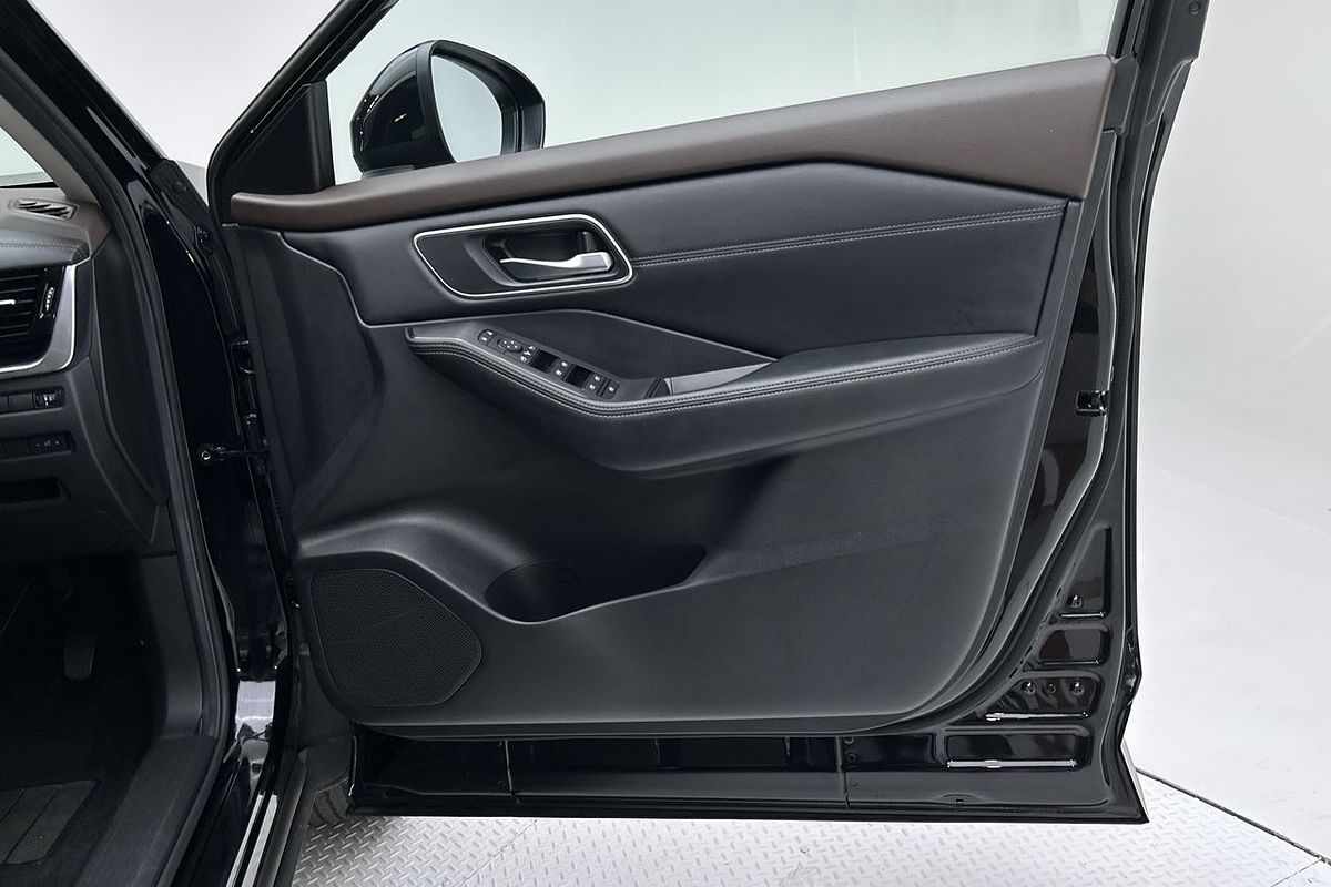 2023 Nissan X-TRAIL ST-L T33