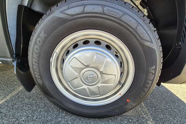 2024 LDV Deliver 9 MWB Mid Roof