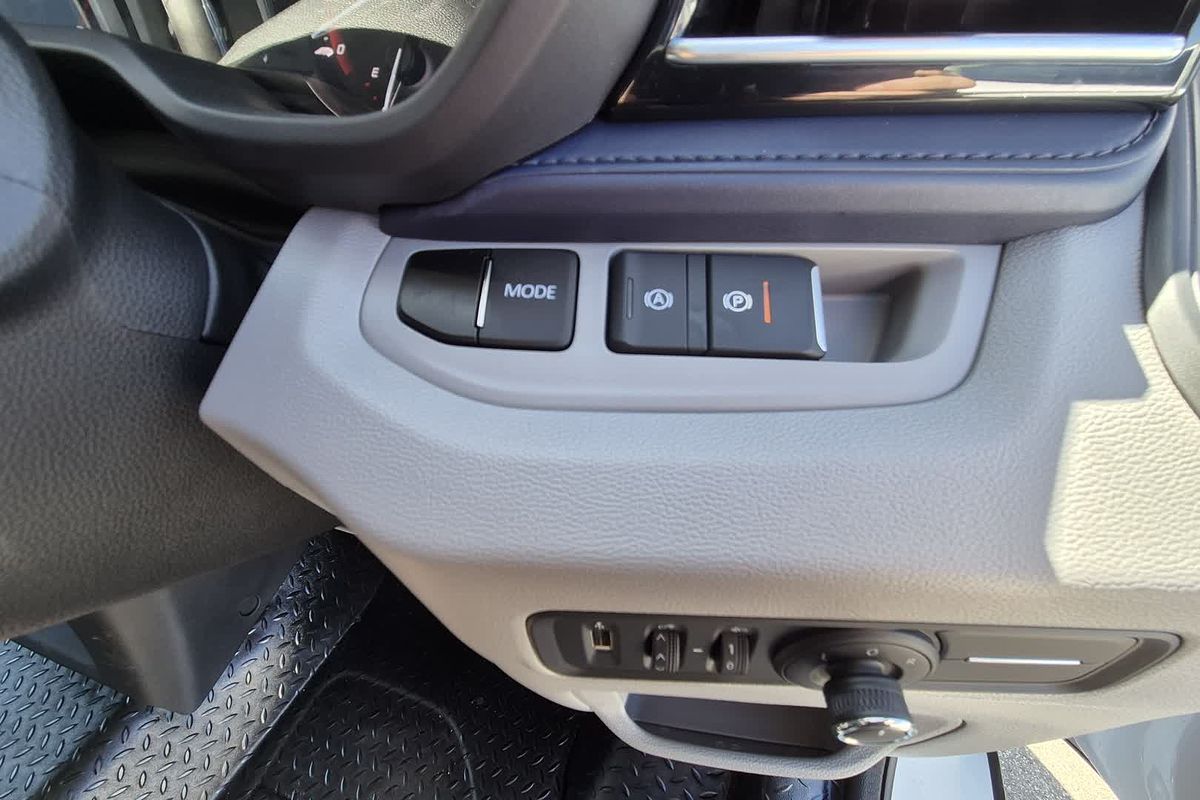 2024 LDV Deliver 9 MWB Mid Roof