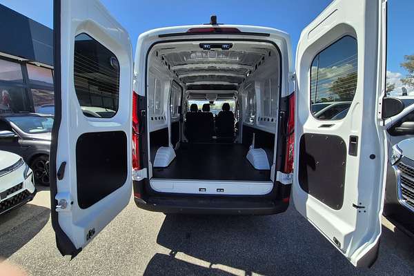 2024 LDV Deliver 9 MWB Mid Roof