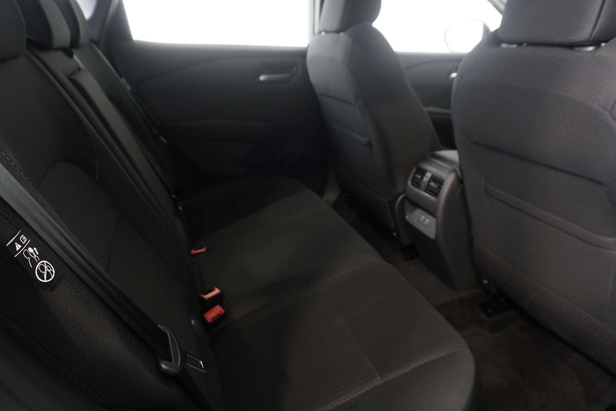 2025 Nissan QASHQAI ST-L J12