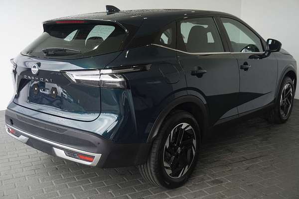 2025 Nissan QASHQAI ST-L J12