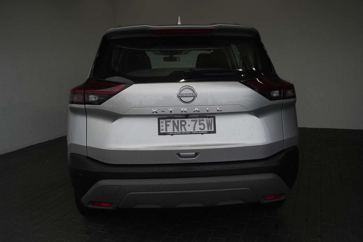 2024 Nissan X-TRAIL ST T33