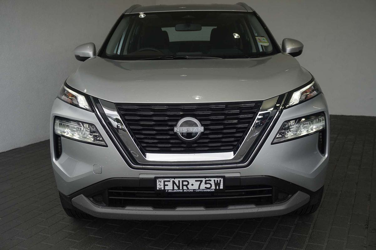 2024 Nissan X-TRAIL ST T33