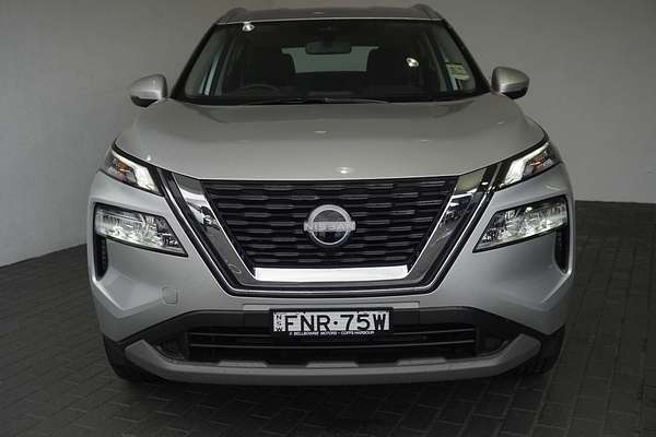 2024 Nissan X-TRAIL ST T33