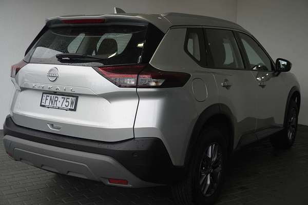 2024 Nissan X-TRAIL ST T33